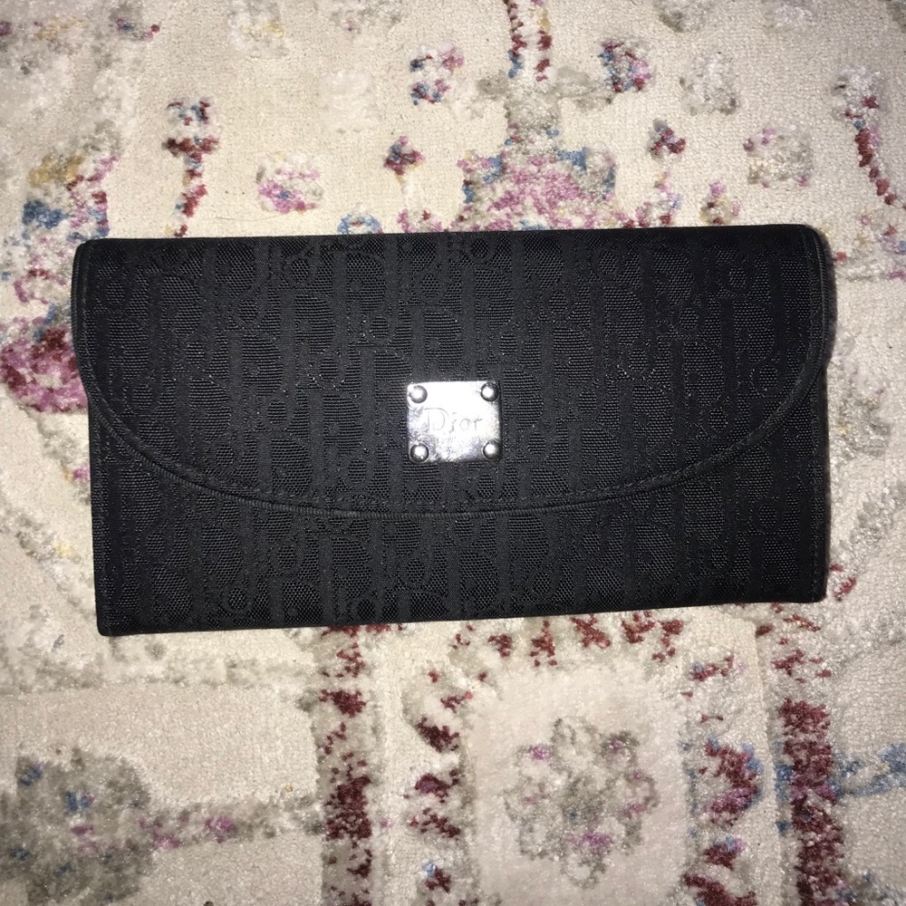 Large Dior Wallet - Picture 2 of 4